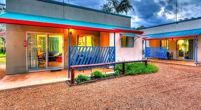 Sunlover Lodge, Брондау Қонақ үй Kinka Beach Southern Great Barrier Reef
