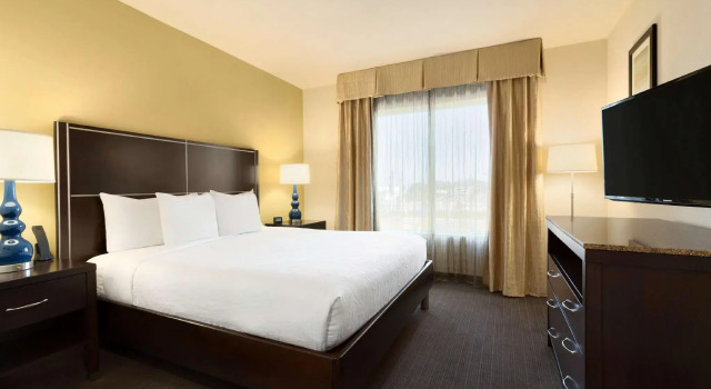 Двухместный полулюкс Hilton Garden Inn Houston NW America Plaza