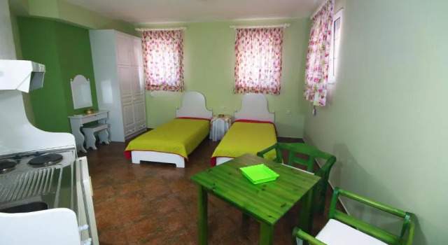 Студия Economy Heaven Apartments