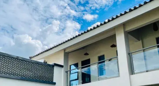Jinshanhe Homestay, Rezerwuj Hotel Dali Yunnan