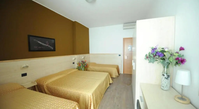 Четырёхместный номер Standard Hotel Mare