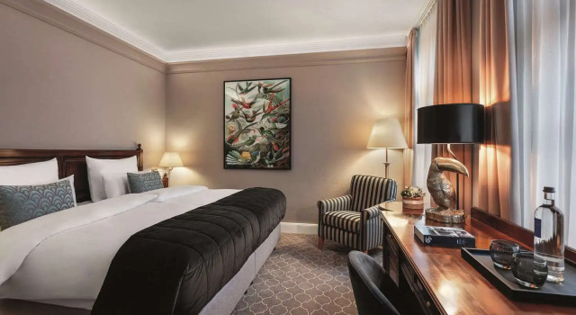 Четырёхместный номер Classic Parkhotel Engelsburg - 4 Sterne Superior