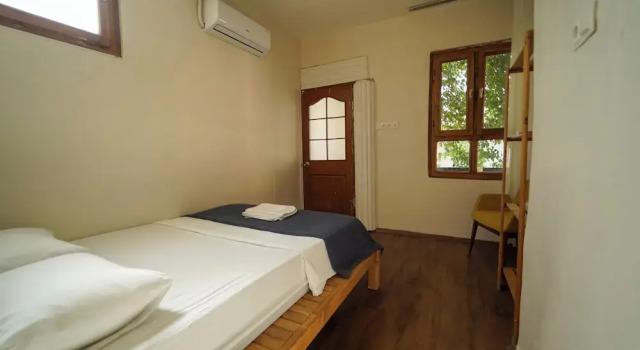 Двухместный номер Comfort с балконом и с видом на внутренний двор Pin Traveler House