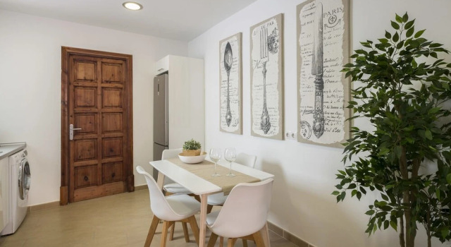 Residence by G Confraria de Sant Miquel 2, Забронировать Отель Бизнес-отели Пальма-де-Майорка, рядом с Фонд Хуана Миро, 4* 5*