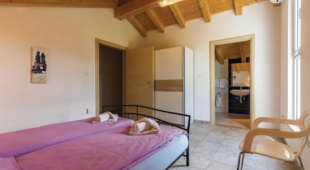 Beautiful Home in Rakalj With Sauna, Wifi and 4 Bedrooms, Rezervați Hotel Rakalj Istria