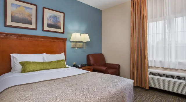 Run of House Candlewood Suites Tuscaloosa by IHG