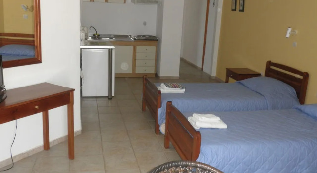 Anthemis Apartment