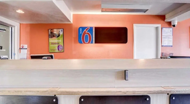 Motel 6 Denver South - Tech Center, Book Motel Hoteller i Denver Tech Center med pool, Swimmingpool