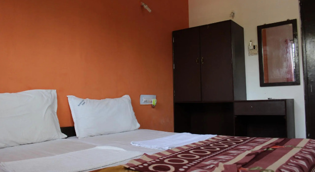 Номер Luxury Poonam Village Resort