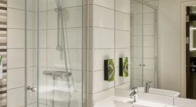 Номер Standard Premier Inn Birmingham City - Waterloo St