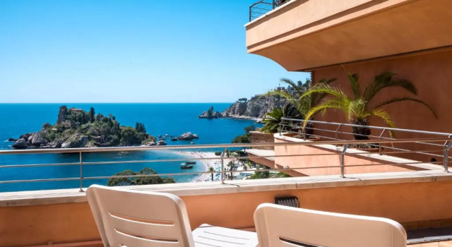 Семейный номер Standard с видом на море Taormina Panoramic Hotel