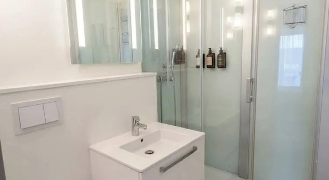 Номер Superior Brit Hotel Confort Deltour Mende