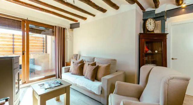 Апартаменты Apartamentos Vino Tinto y Restaurante Tomate Rosa