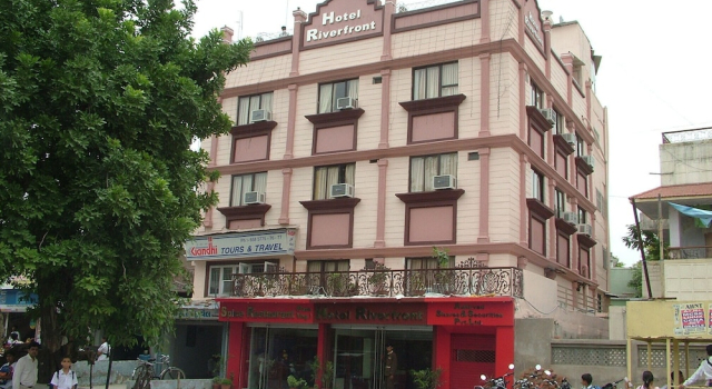 Hotel Riverfront