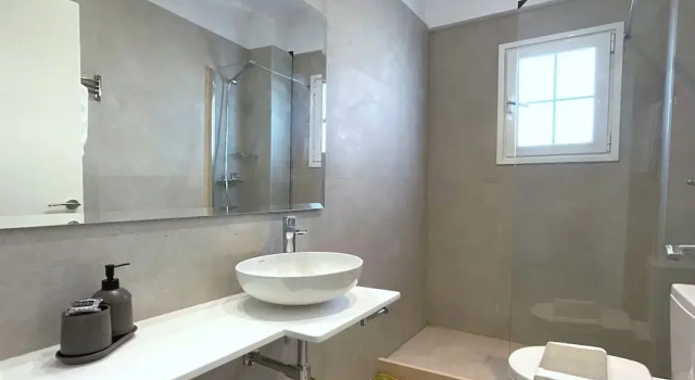 Апартаменты c 1 комнатой с балконом Beachfront 2-bed Luxury Suite - Agios Gordios Corfu Greece