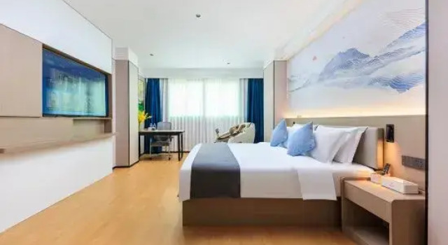 Люкс Deluxe Xiangjiang Hotel Shishi