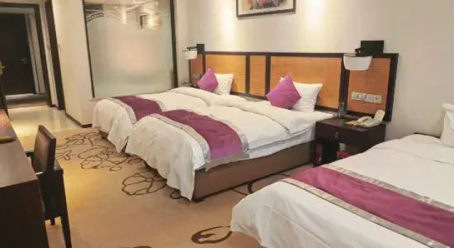 Трёхместный номер Standard Scholars Hotel Jinan