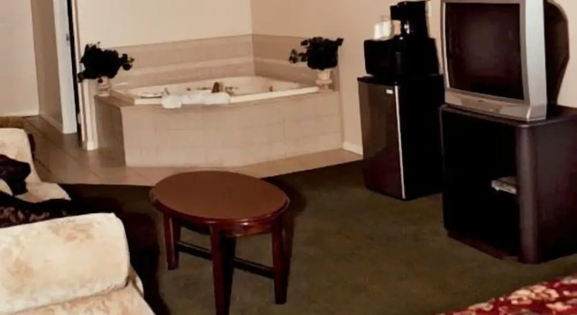Люкс Colonie Inn and Suites