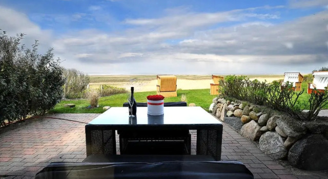 Апартаменты Ferienwohnung Luxus mit Wattenmeerblick