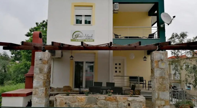Green Island Residence, Book Villa Chrisi Akti 