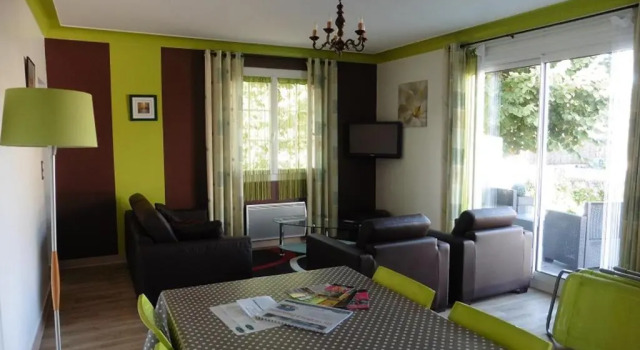 Maison La Barre-de-Monts, 4 pièces, 6 personnes - FR-1-473-28, Забронировать Отель Отели Ла-Бар-де-Мон с парковкой, Парковка