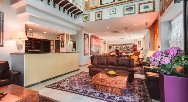 Hotel Nadir