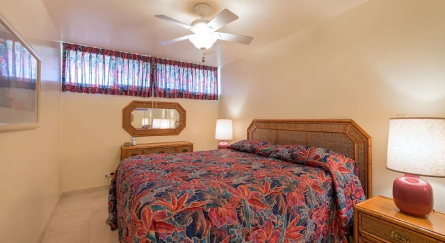 Kahana Reef 402 by RedAwning