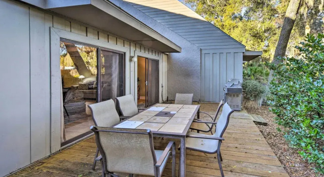 Апартаменты Pool Access + Pet Friendly: Condo in Hilton Head