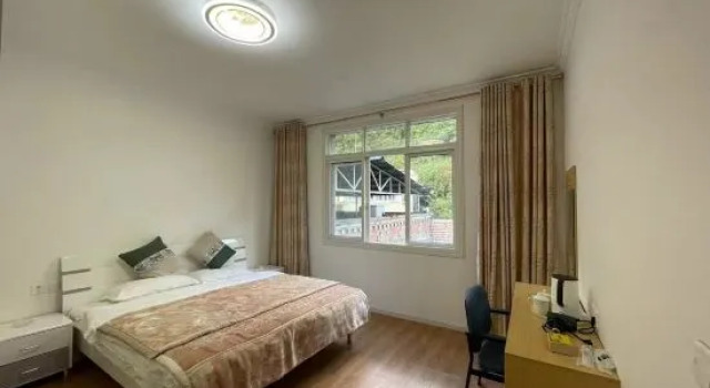 Magicino B&B, Prenota Bed & breakfast Kangding Sichuan