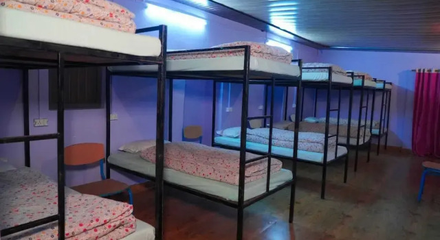 Ooncha Dana Home Stay, Rezervovat Hotel Nainital Uttarakhand