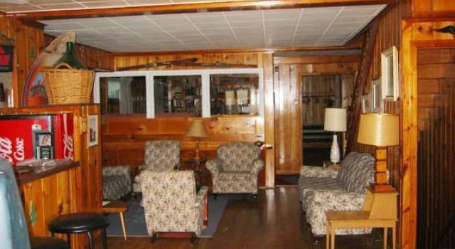 Auberge Parkers Lodge, Rezervați Hostel Val David Le P'tit Train du Nord