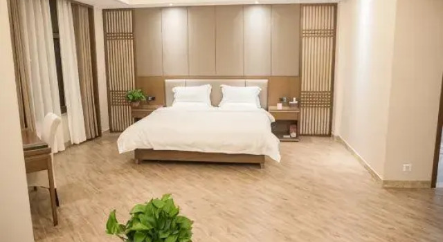 Люкс Deluxe JiuQuanZhiXinHotel