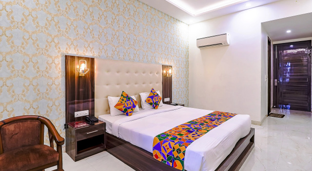 Люкс Fabhotel Swess Grand