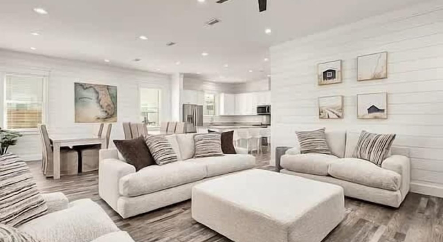 Costal Style 3-story W 7BR and Near the Beach, Book Feriehus Miramar Beach Emerald Coast