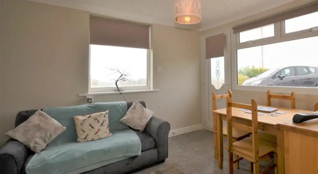 36 Sandown Bay