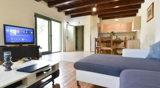 House Mate Ceko - Authentic Dalmatian Stone Villa, Book Vacation Home Sukosan Zadar County, near Makarska Beach