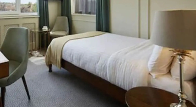 Одноместный номер Standard Hotel Cromwell Stevenage