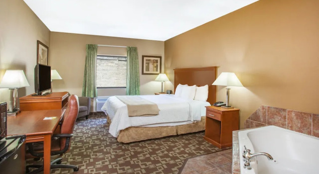 Номер Deluxe Days Inn & Suites by Wyndham Cabot
