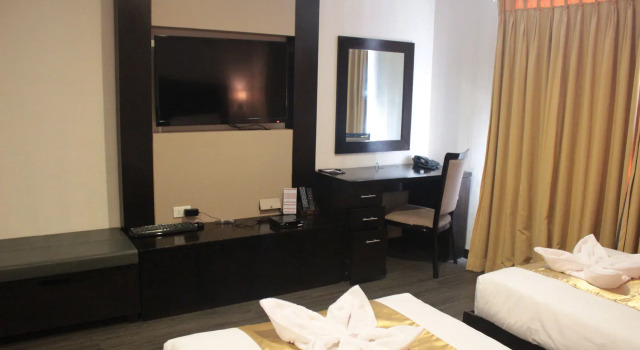 Sun Plaza Subic, Rezerwuj Hotel Hotele w Olongapo z basenem, Basen