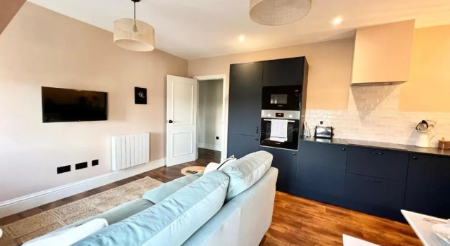Redland Suites - Apartment 7