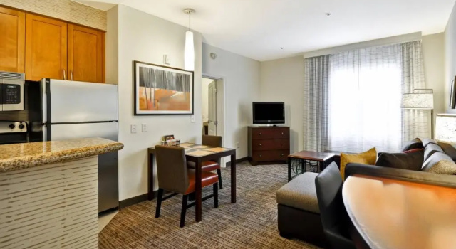 Двухместный люкс c 1 комнатой Residence Inn by Marriott Gulfport-Biloxi Airport