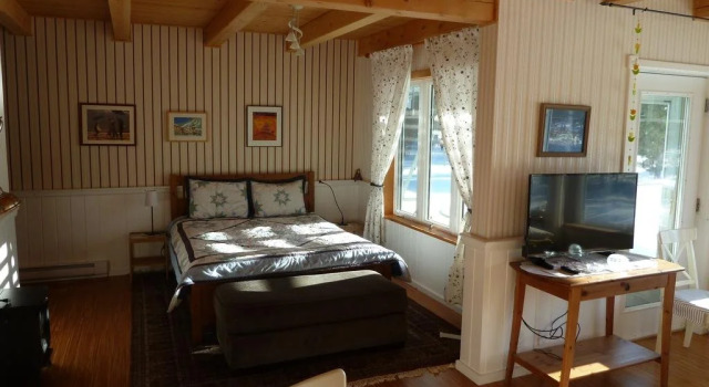 Kerstins Chalet B&B, Buchen Sie Chalet Valemount 