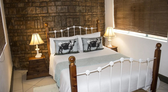 Avalone Guest House