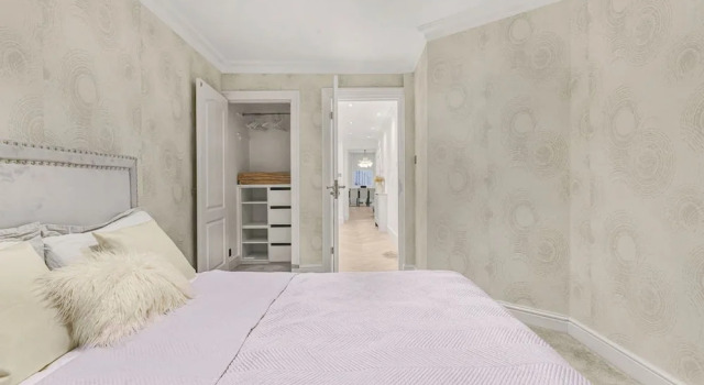 Knightsbridge 3-bed Next To Harrods With Patio, Забронировать Апартаменты/квартира Лондон Большой Лондон, рядом с Улица Слоун-стрит