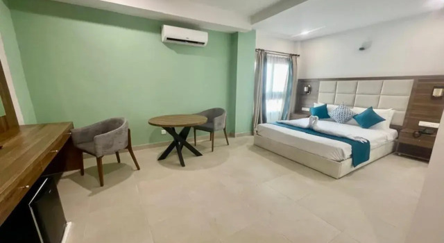 Hôtel La Pivoine, Prenota Hotel Abidjan Abidjan