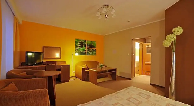 Hotel Baranowski, Varaa Hotelli Hotellit Lubuskie pysäköinnillä, Pysäköinti
