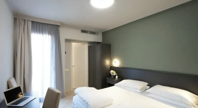 Двухместный номер Superior с балконом Cavour 30TRE - Moderno per tradizione