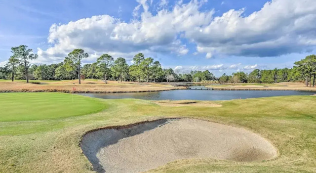 Апартаменты Screened Porch + Golf On-site: Myrtle Beach Condo