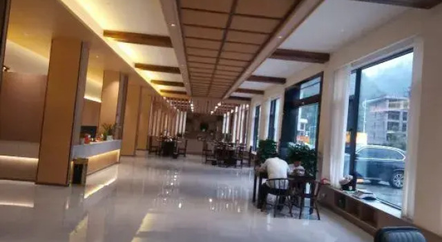 Wenchuan Wolong Shiguang Starry Homestay, Varaa Hotelli Hotellit Sichuan pysäköinnillä, Pysäköinti
