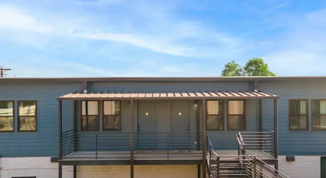 2-Bedroom East Austin Condo-Free Parking, Забронировать Апартаменты/квартира Апартаменты Остина, рядом с Texas Music Museum, Апартаменты/квартира